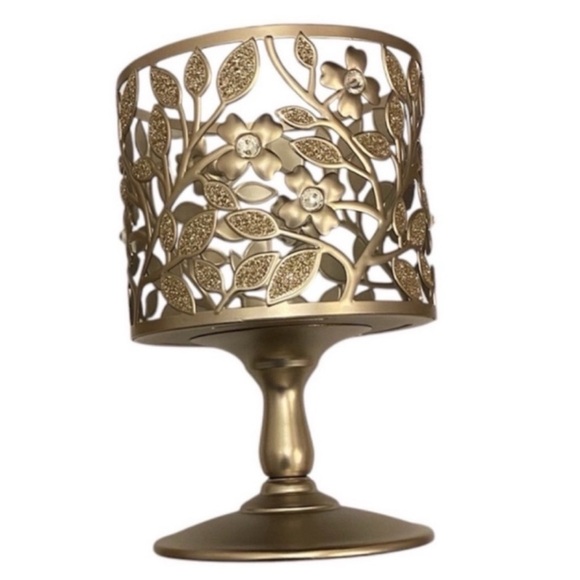 Flower Candle Holder - Picture 2 of 2